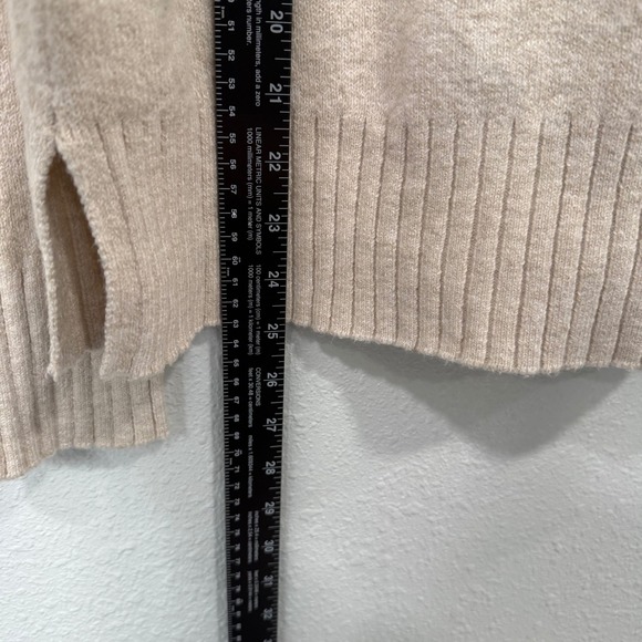 LOFT Women Beige Paris Eiffel Tower Graphic Crewneck Sweater Size M - Picture 4 of 7